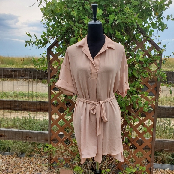 Worthington V-Neck Cuffed Sleeve Tie Waist Tunic Blouse Women's Medium EUC - Picture 11 of 16